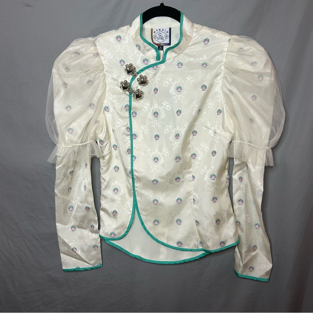 NWT Mukzin cheongsam style blouse